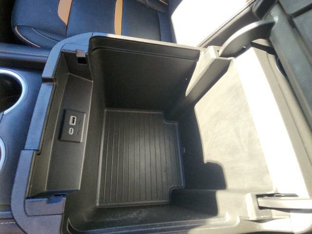 Used 2024 GMC Yukon AT4 w/ Technology Package image 34