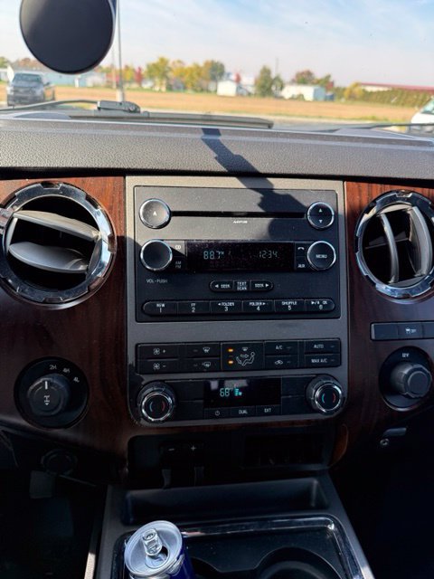 Used 2012 Ford F250 Lariat w/ Chrome Pkg AWD/4WD image 20