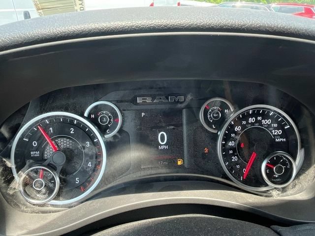 New 2025 RAM 2500 Big Horn AWD/4WD image 21