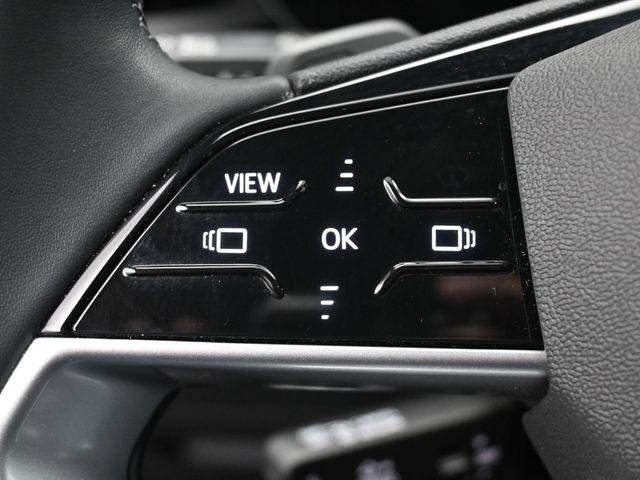 Certified 2025 Audi Q5 Premium w/ Convenience Package image 16