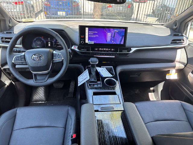 New 2026 Toyota Sienna XLE Woodland Edition AWD/4WD image 21