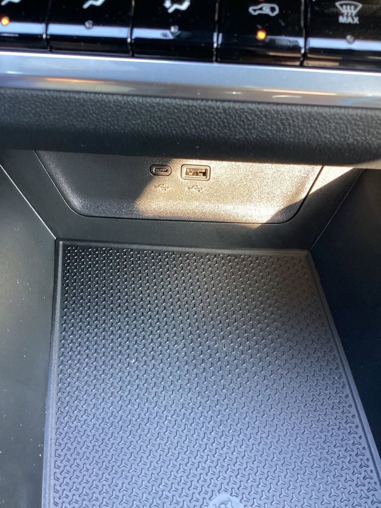 New 2026 Chevrolet Equinox LT w/ Convenience Package II image 24