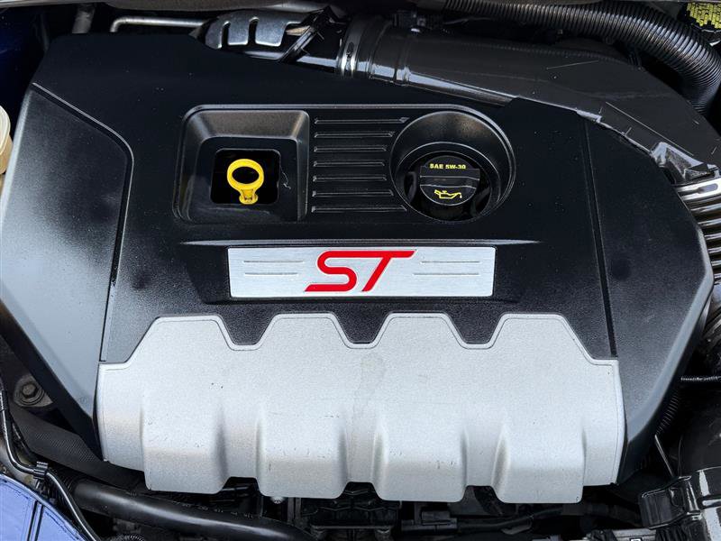 Used 2016 Ford Focus ST image 40