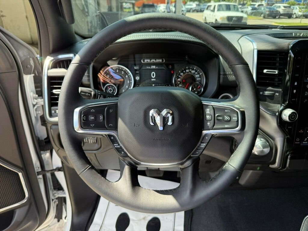 Used 2025 RAM 1500 Laramie image 5