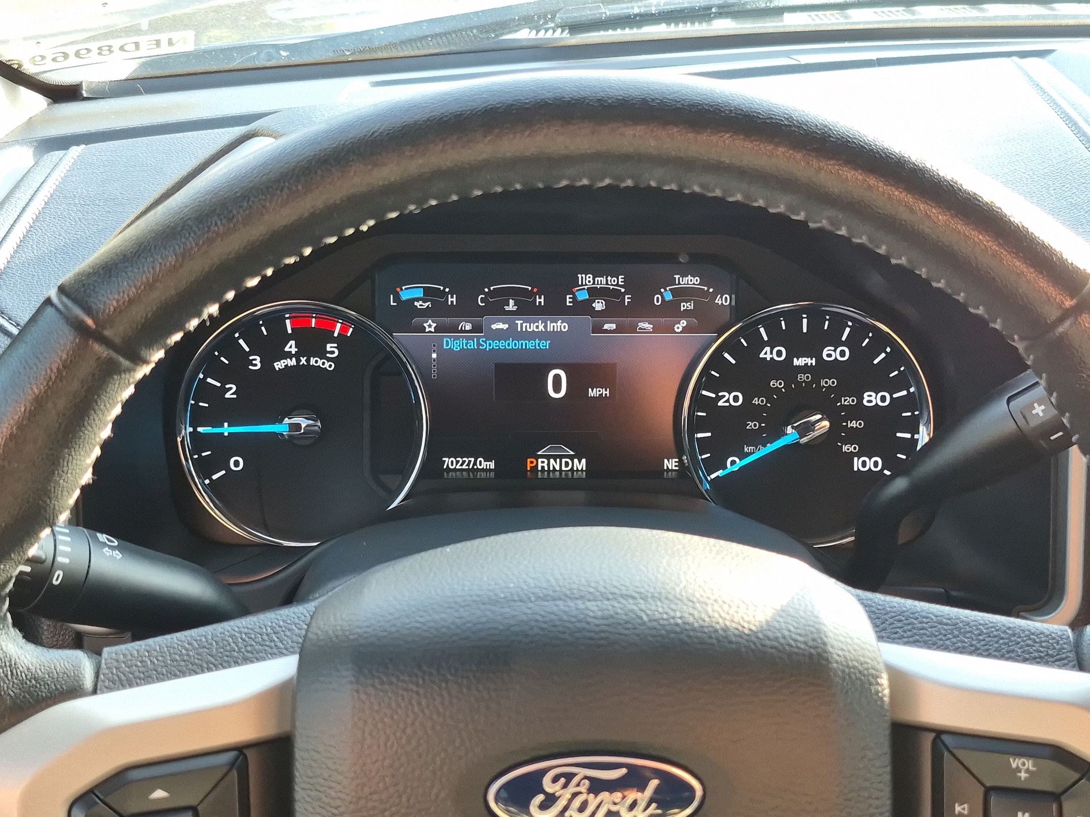 Used 2022 Ford F350 Lariat w/ Black Appearance Package AWD/4WD image 22