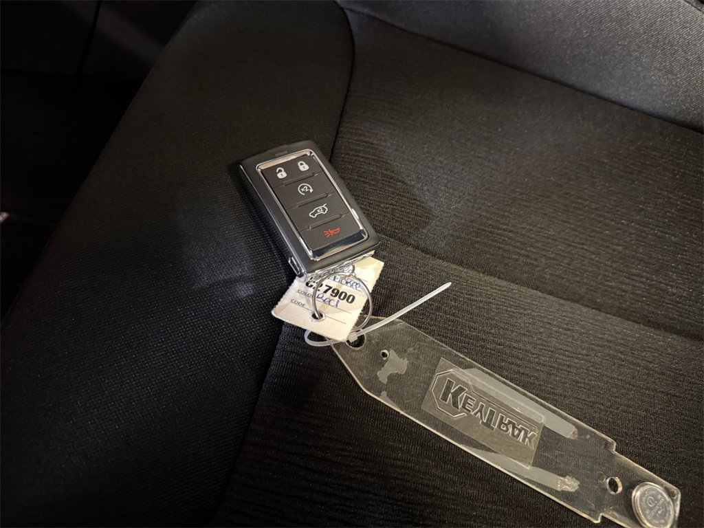 New 2025 Jeep Grand Cherokee 4WD image 32