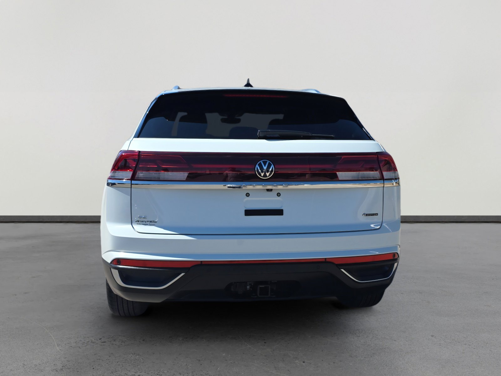 Used 2024 Volkswagen Atlas Cross Sport SE image 4