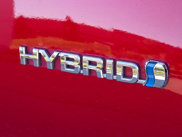 Used 2021 Toyota Prius Limited w/ Premium Convenience Package FWD image 23