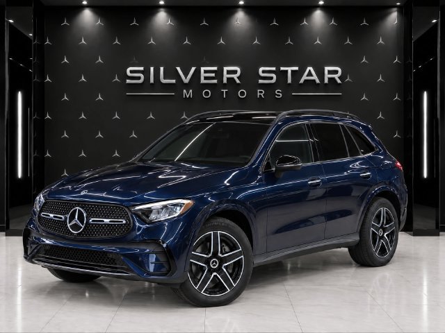 Used 2024 Mercedes-Benz GLC 300 4MATIC image 2