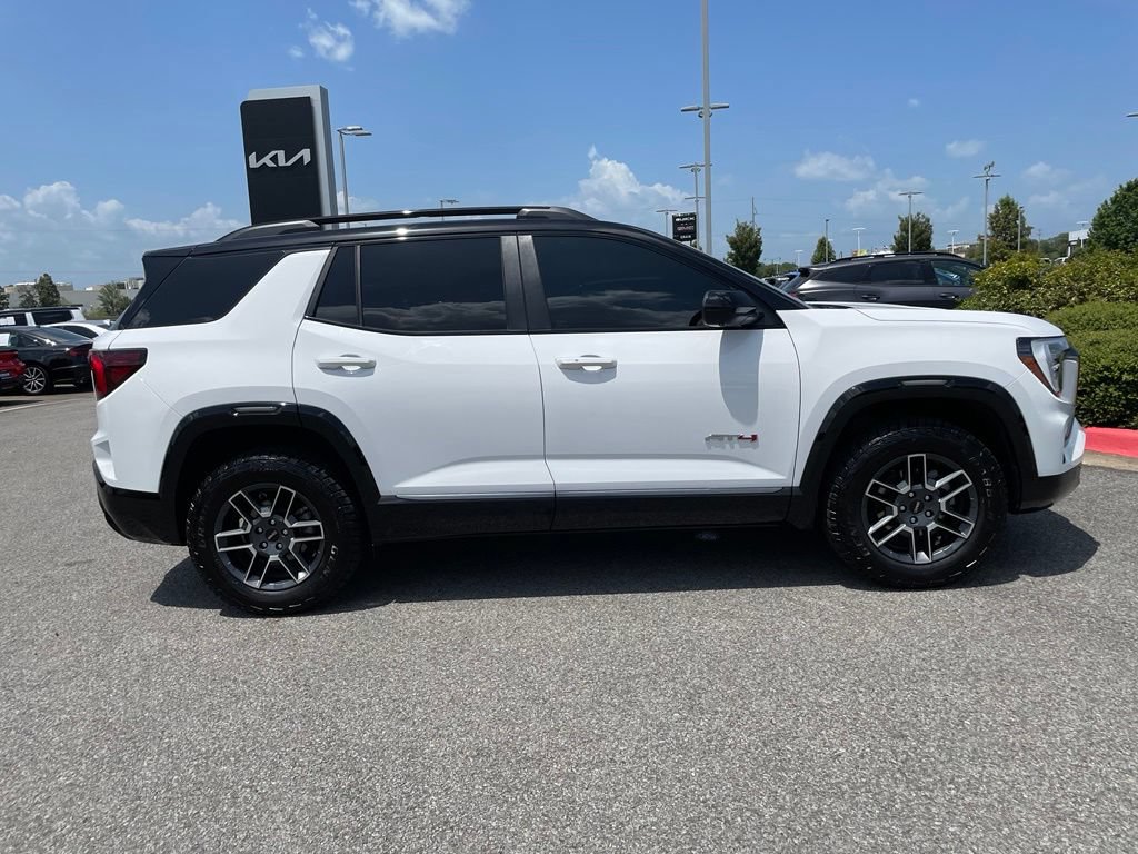 Used 2026 GMC Terrain AT4 w/ Technology Package II AWD/4WD image 9