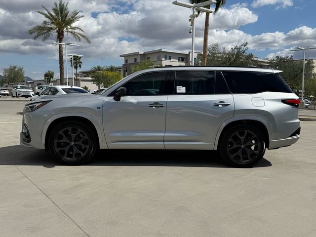 New 2026 Lexus TX 500h AWD image 8