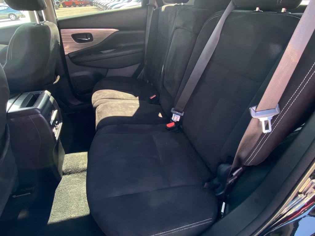 Used 2018 Nissan Murano S image 8