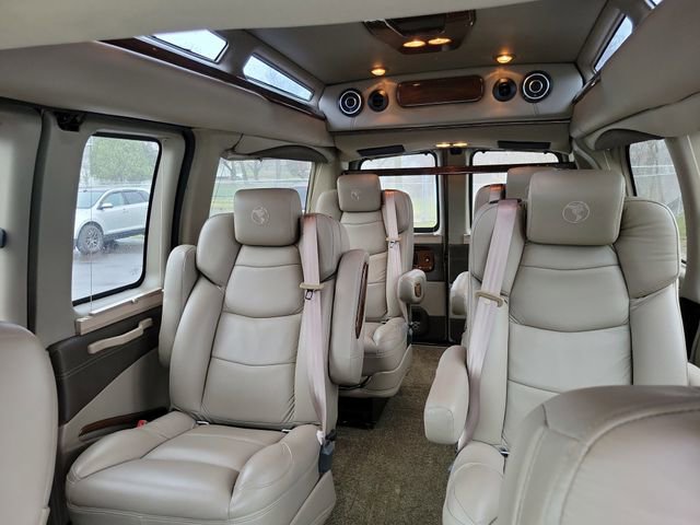 Used 2020 Chevrolet Express 2500 w/ Enhanced Convenience Package RWD image 19