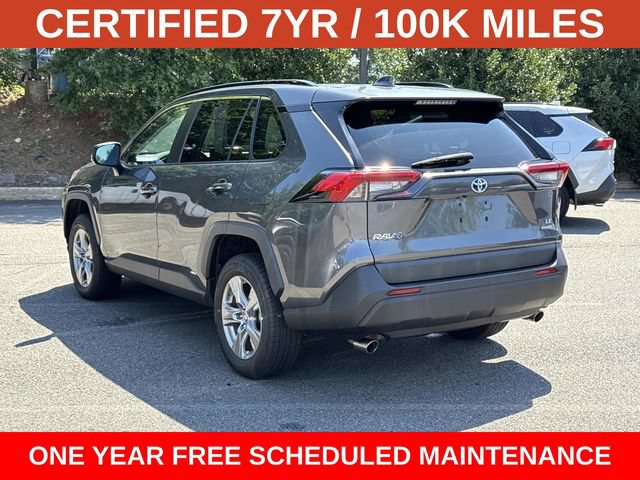Used 2022 Toyota RAV4 LE AWD/4WD image 4