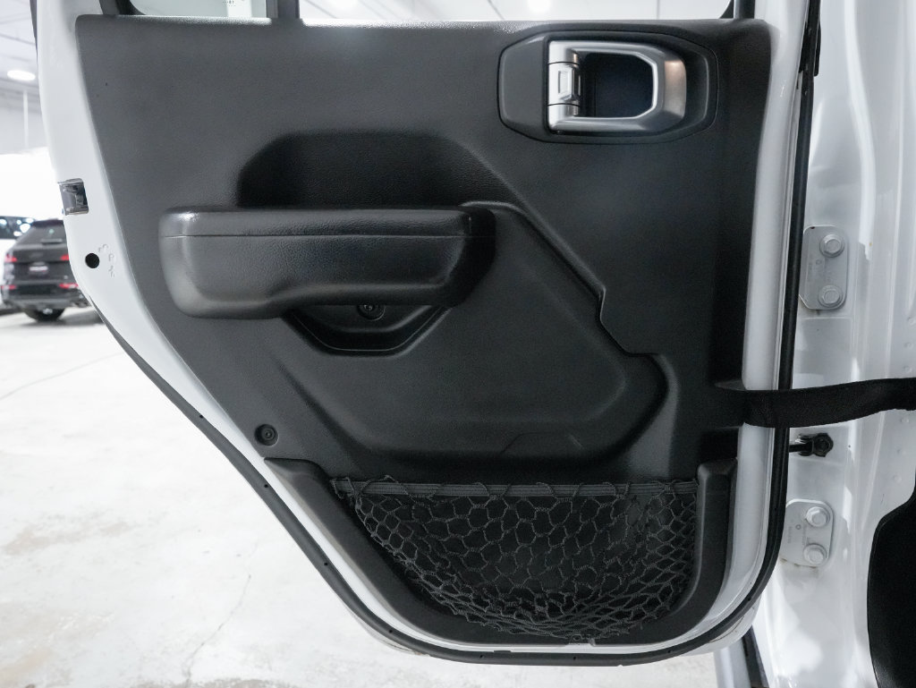 Used 2019 Jeep Wrangler Unlimited Rubicon AWD/4WD image 37