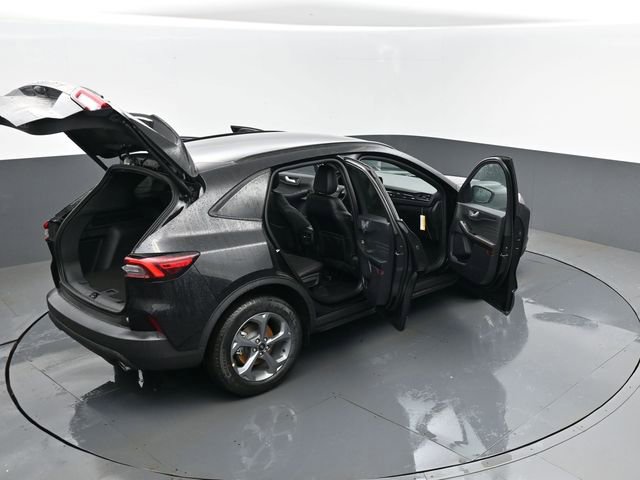 New 2026 Ford Escape ST-Line w/ Cold Weather Package AWD/4WD image 26