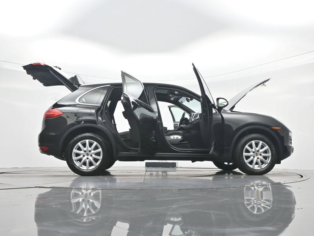 Used 2014 Porsche Cayenne AWD/4WD image 44
