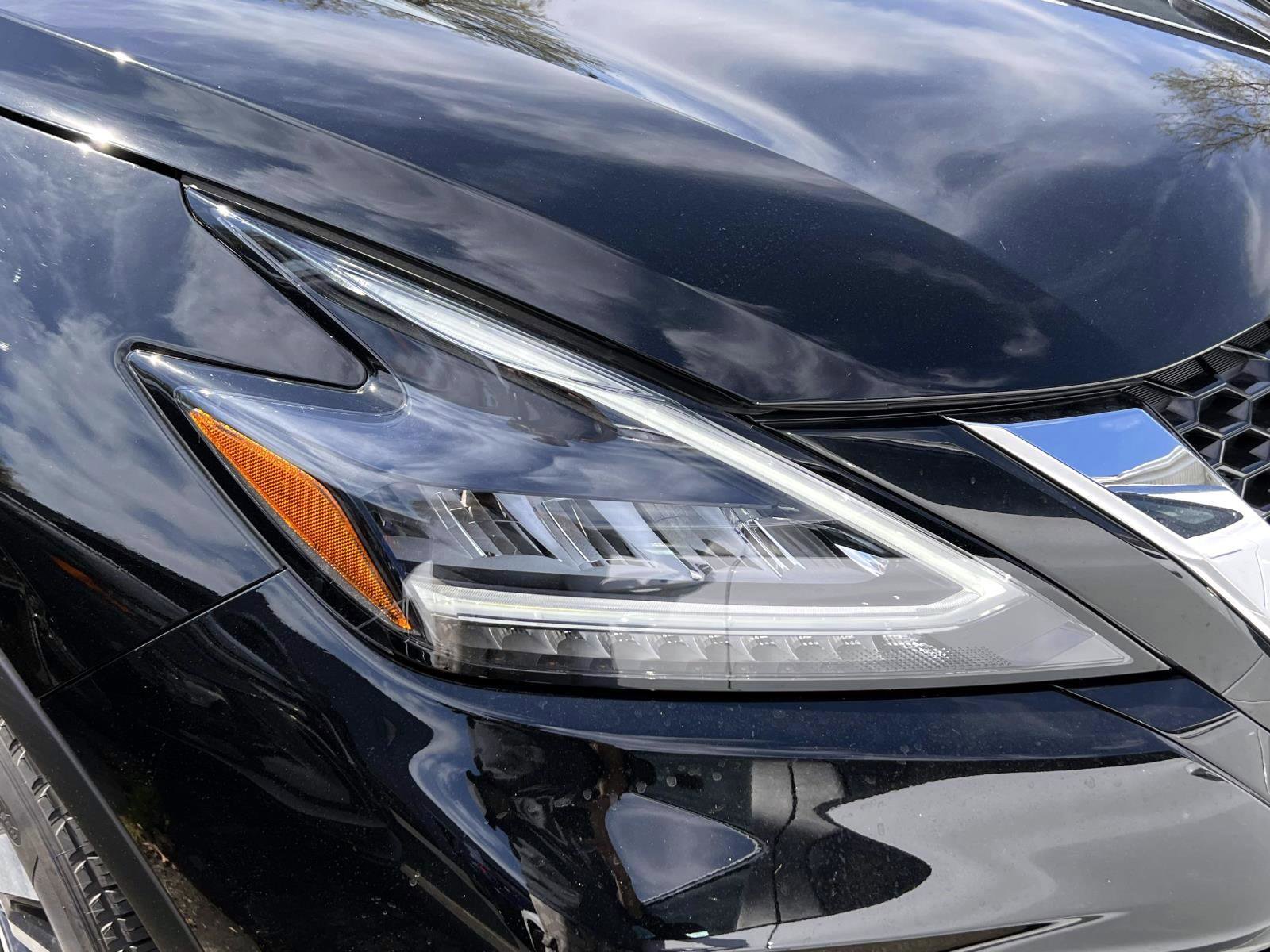 Used 2023 Nissan Murano S AWD/4WD image 7