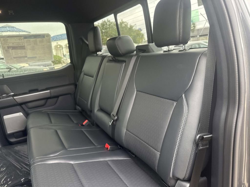 New 2025 Ford F150 Lariat w/ Equipment Group 501A Mid image 5