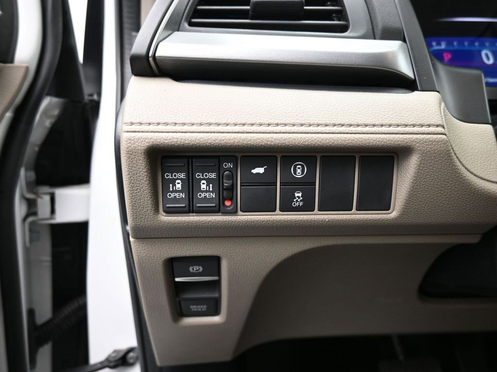 Used 2024 Honda Odyssey EX-L image 33