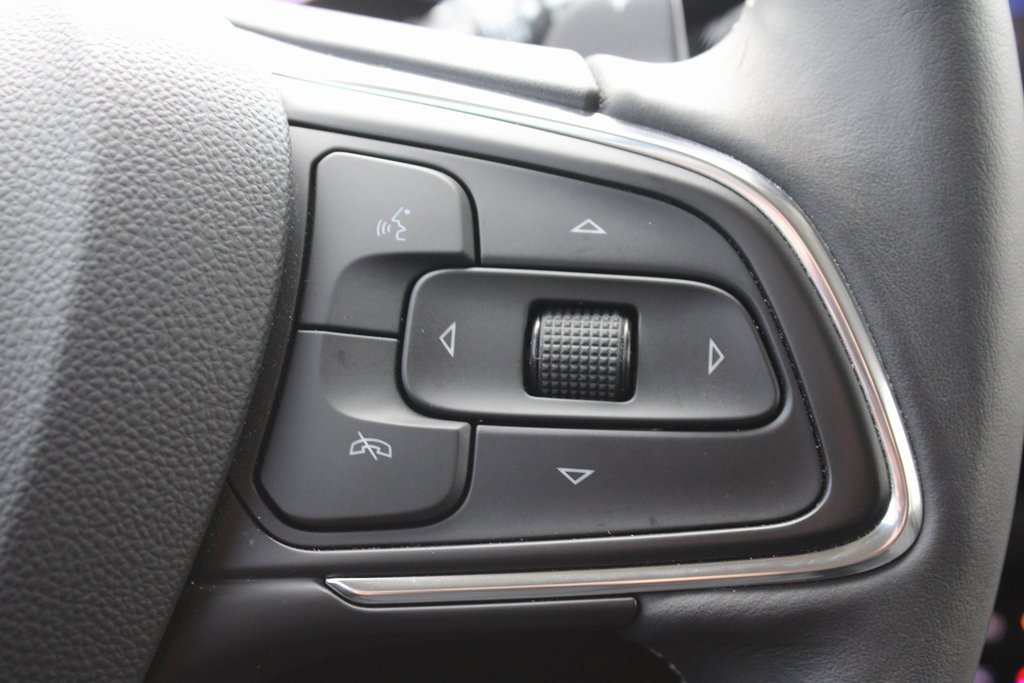 Used 2023 Buick Envision Essence image 14