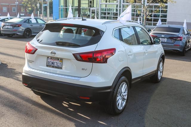 Used 2018 Nissan Rogue Sport SV image 5