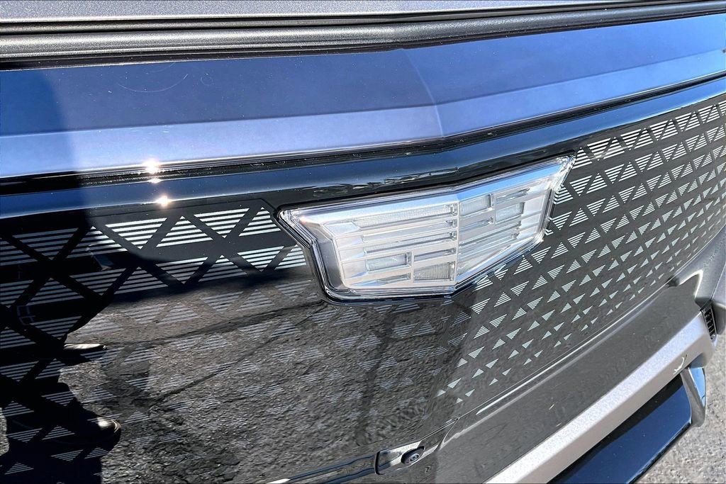 New 2026 Cadillac Lyriq V w/ LPO, Floor Liner Package AWD/4WD image 36