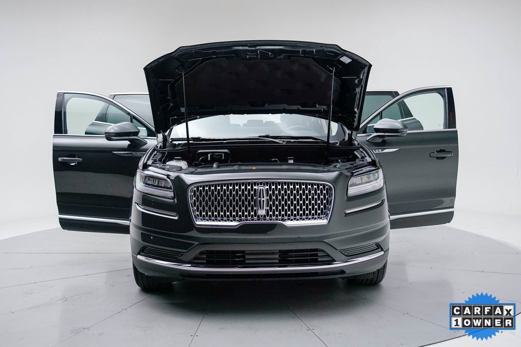 Used 2022 Lincoln Nautilus Reserve w/ Luxury Package image 30