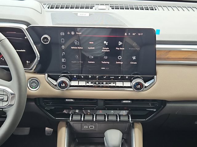 New 2026 GMC Canyon Denali image 14