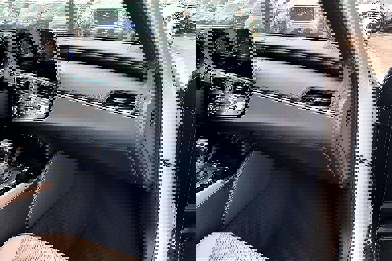 Used 2024 Lexus ES 300h w/ Premium Package image 15