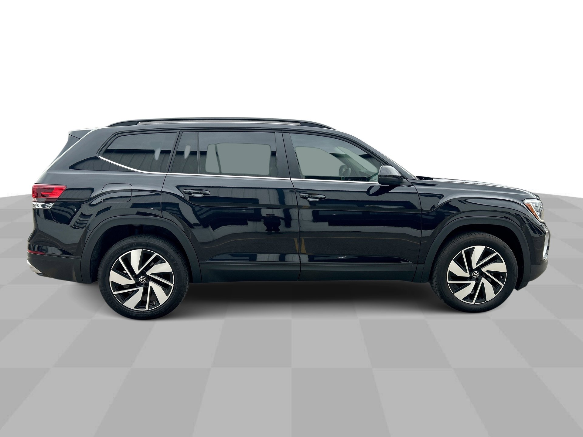Used 2025 Volkswagen Atlas SE image 10
