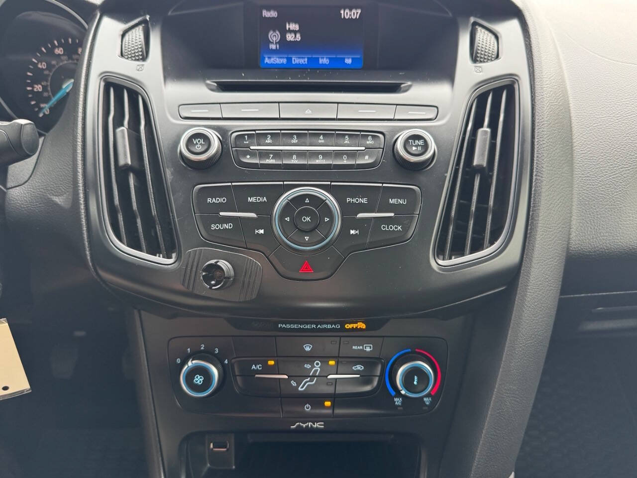 Used 2015 Ford Focus S FWD image 25