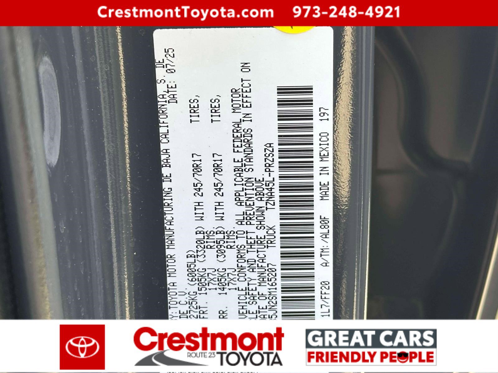 Certified 2025 Toyota Tacoma SR5 AWD/4WD image 15