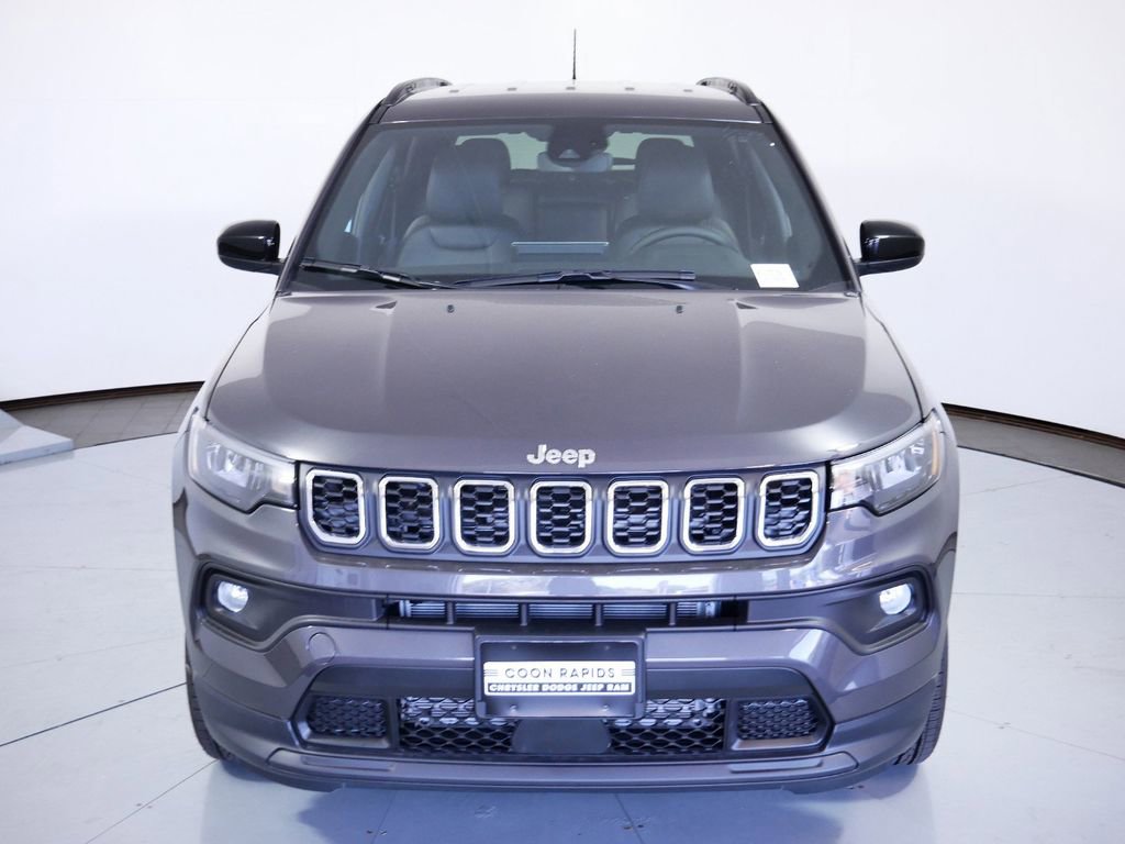 Used 2024 Jeep Compass Latitude image 16