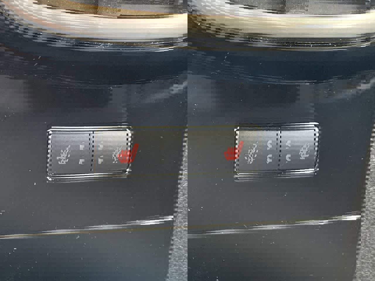 Used 2021 Lincoln Nautilus Reserve image 22