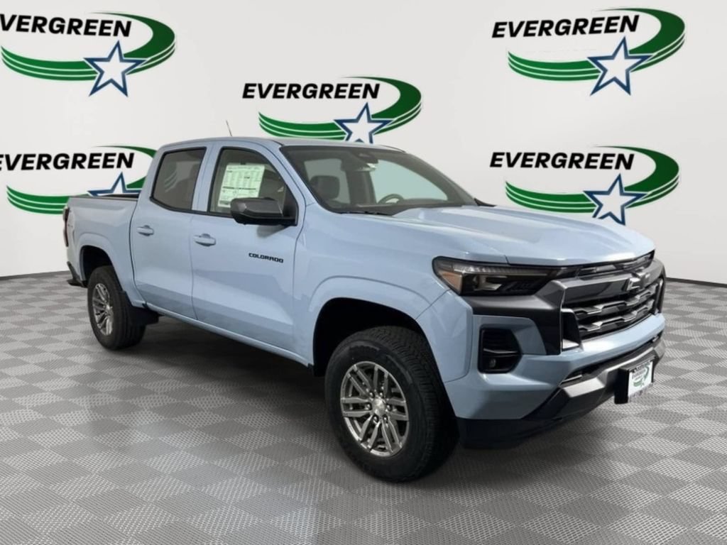 Used 2025 Chevrolet Colorado LT w/ LT Convenience Package AWD/4WD image 7