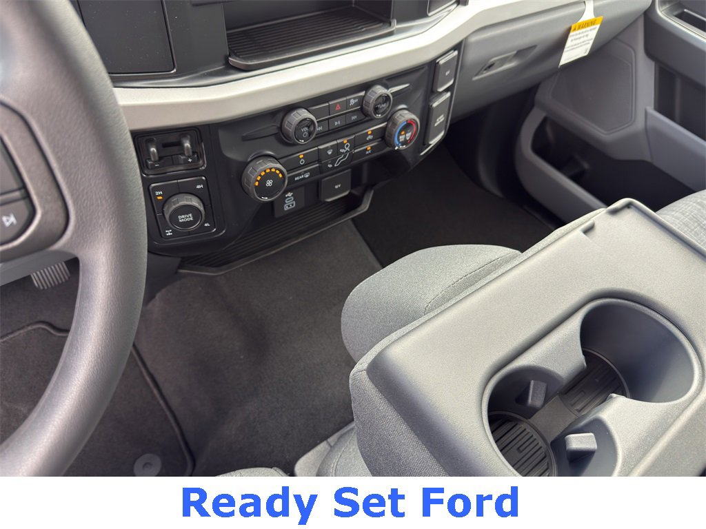 New 2026 Ford F350 XLT image 28