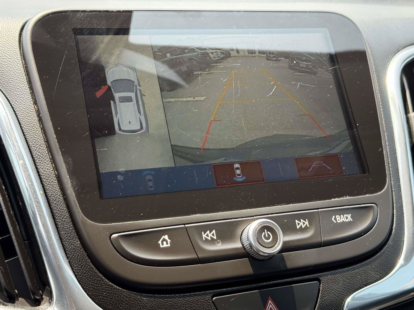 Used 2018 Chevrolet Equinox Premier AWD/4WD image 21