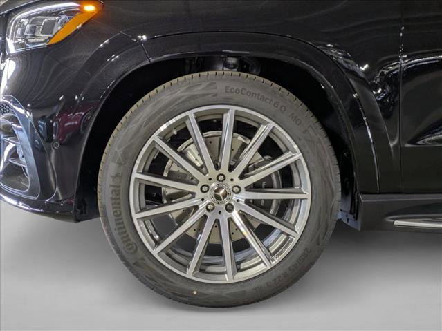 New 2026 Mercedes-Benz GLS 580 4MATIC image 9