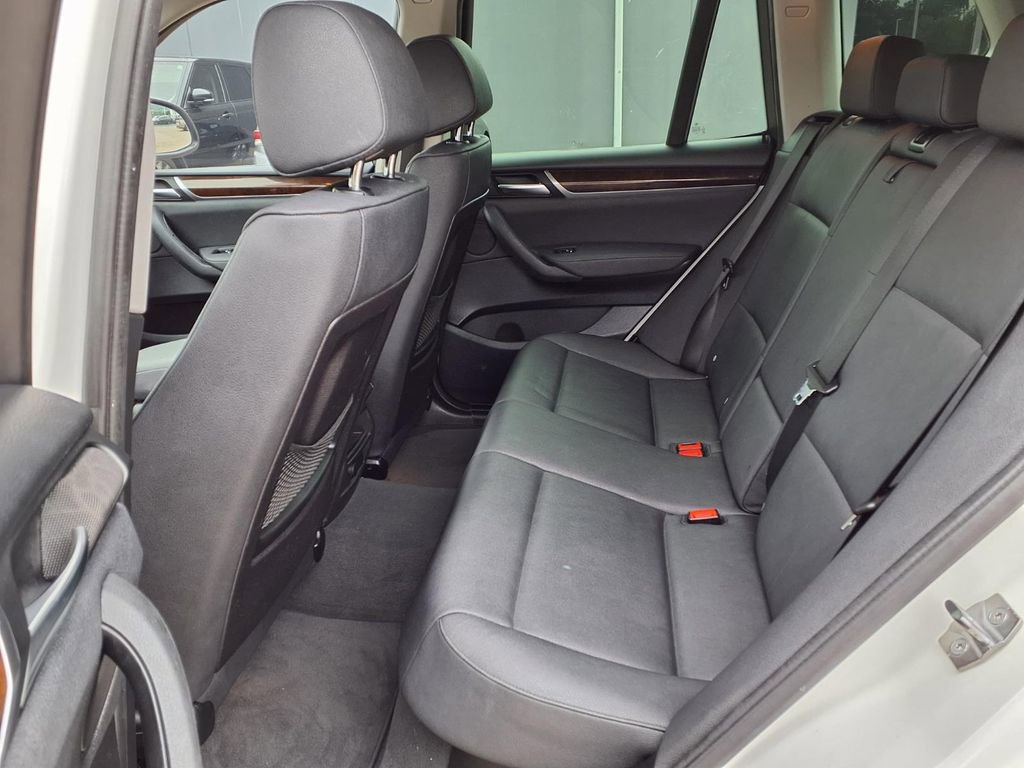 Used 2016 BMW X3 sDrive28i RWD image 11