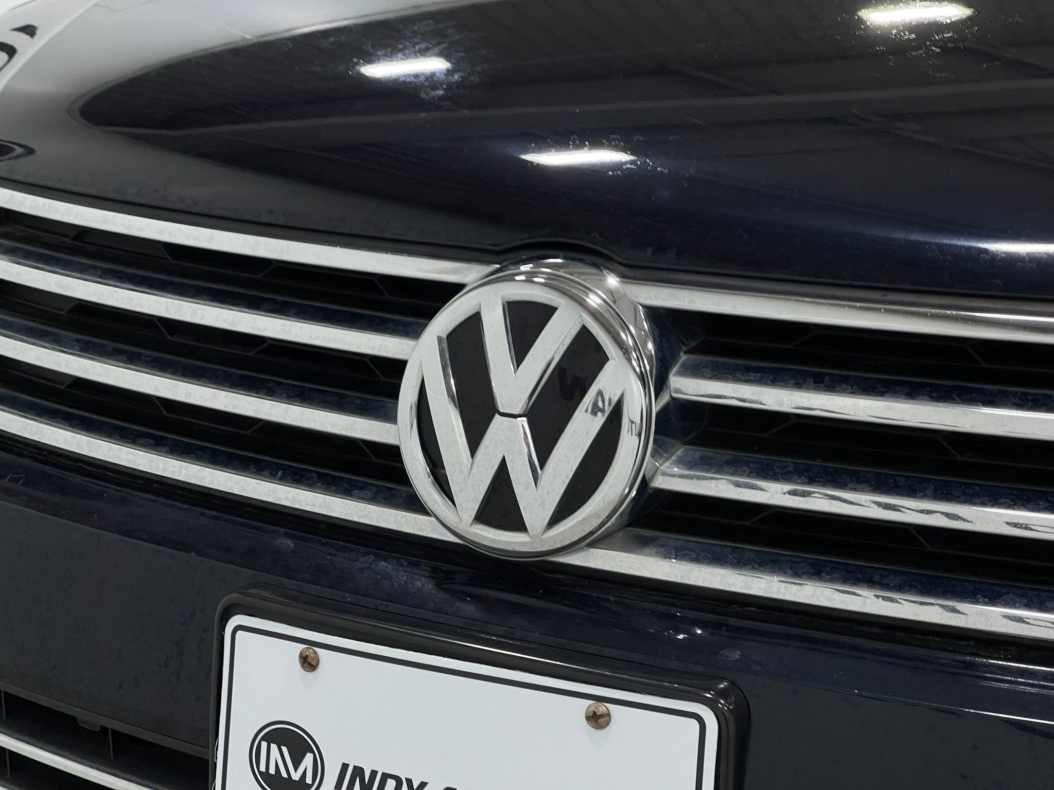 Used 2017 Volkswagen Touareg Wolfsburg Edition AWD/4WD image 39