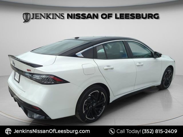 New 2026 Nissan Sentra SR w/ Floor Mat Package image 6