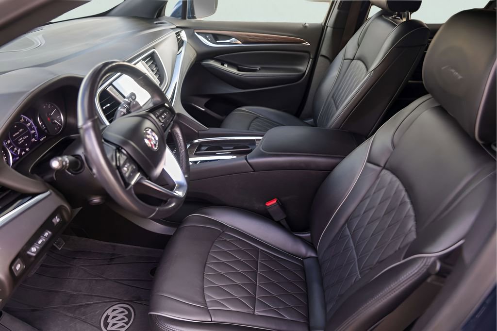 Used 2023 Buick Enclave Avenir w/ Avenir Technology Package image 12
