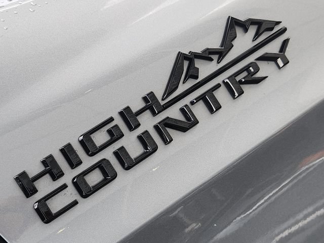 Used 2023 Chevrolet Tahoe High Country w/ Advanced Technology Package AWD/4WD image 8