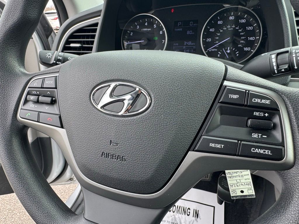 Used 2017 Hyundai Elantra SE FWD image 28