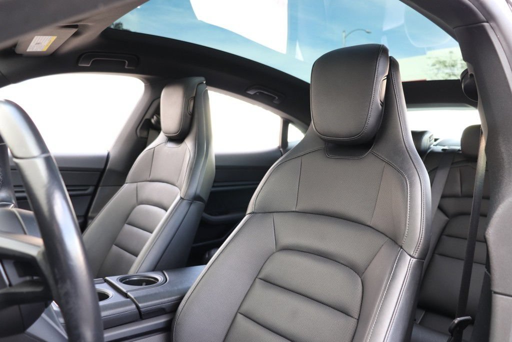 Used 2020 Porsche Taycan 4S AWD/4WD image 65