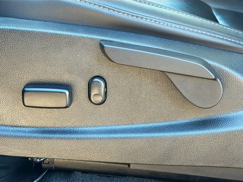 Used 2022 GMC Canyon Elevation w/ Elevation Premium Package image 26