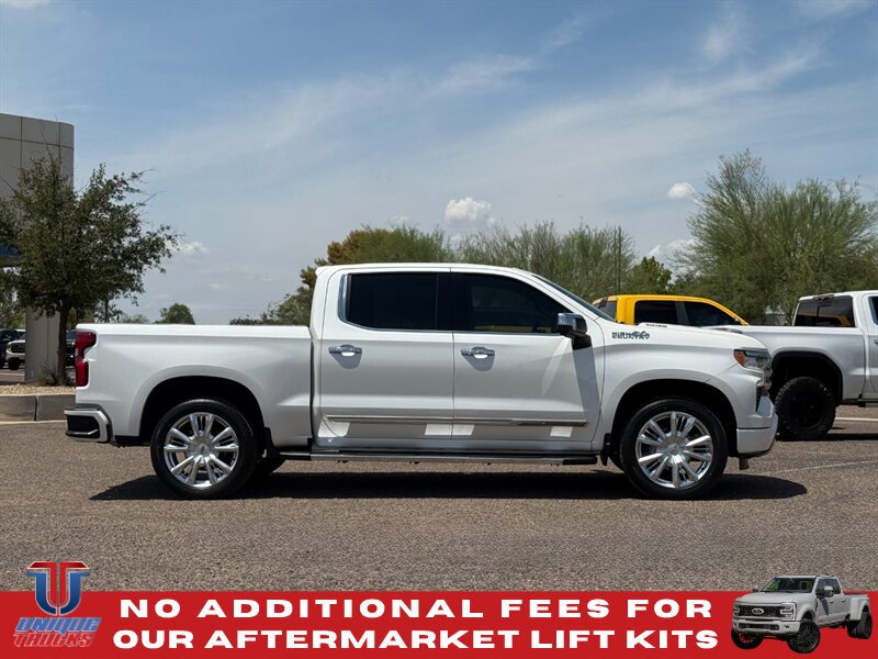 Used 2022 Chevrolet Silverado 1500 High Country w/ Technology Package RWD image 4