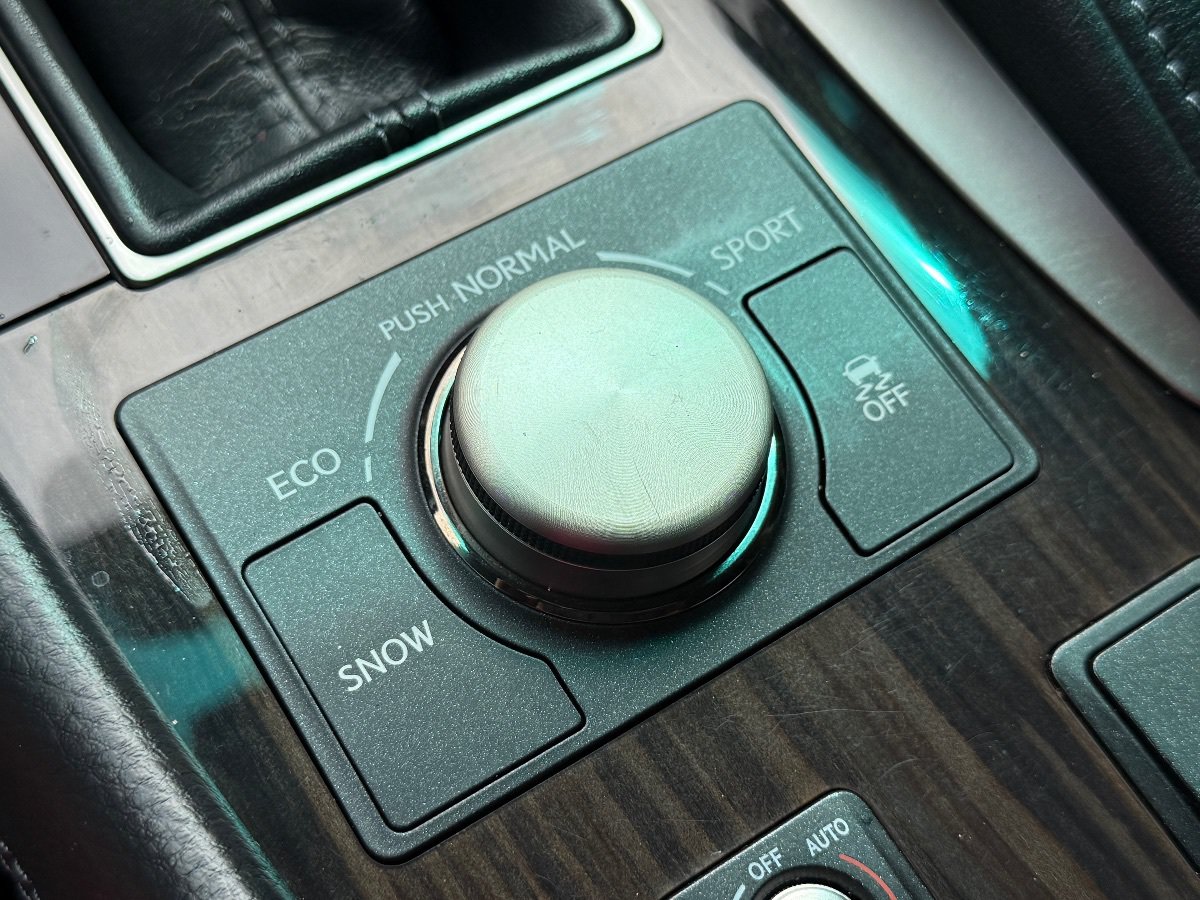 Used 2013 Lexus LS 460 w/ Comfort Pkg RWD image 27