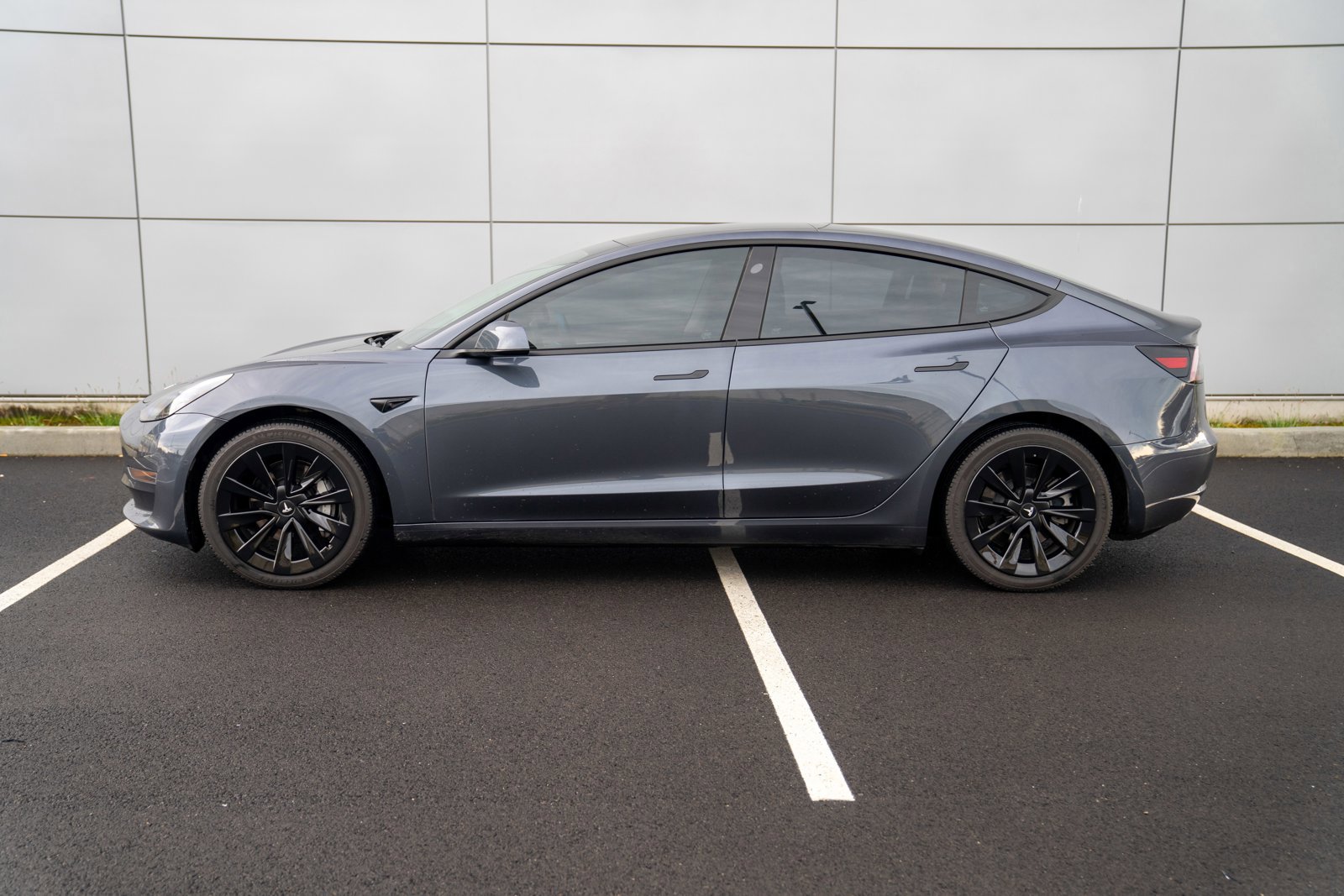 Used 2021 Tesla Model 3 Long Range video 2